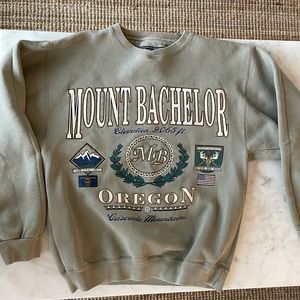 Vintage mount bachelor crew neck sweater